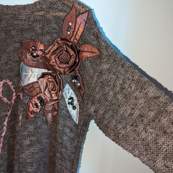 VINTAGE Brown Floral Embroidery Loose Knit Crewneck Sweater Size Extra-Large - Picture 4 of 12